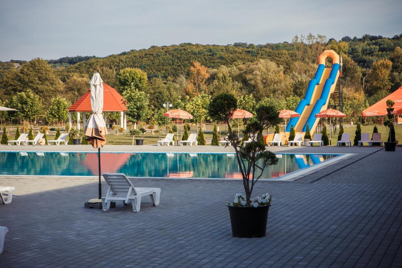 Illara Spa Hotel Irshava Exteriér fotografie